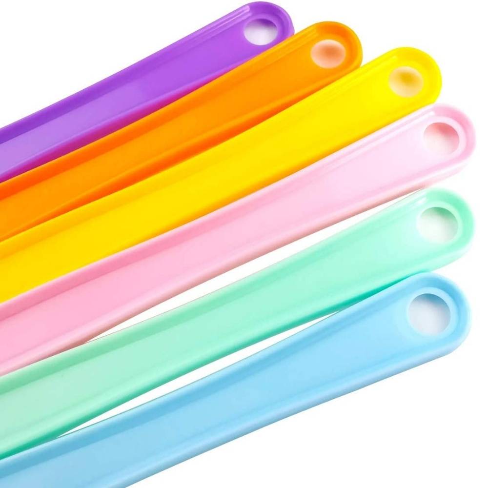 Plastic Fly Swatters, Pack of 5: image 4